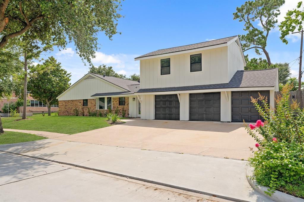 5302 Wigton Drive
