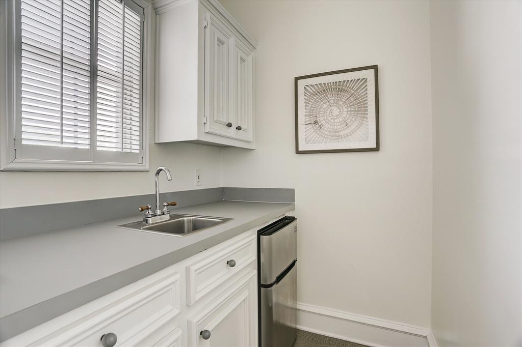 5411 Pine Street, Bellaire, Texas image 43