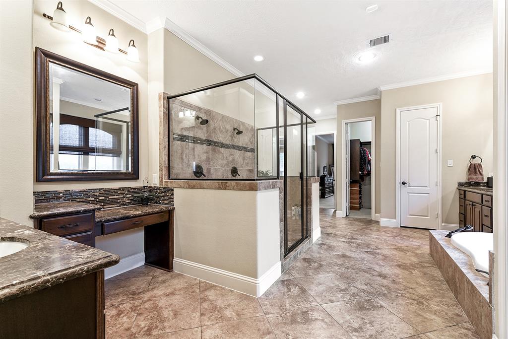 5702 Mustang Ridge Lane, Fulshear, Texas image 30