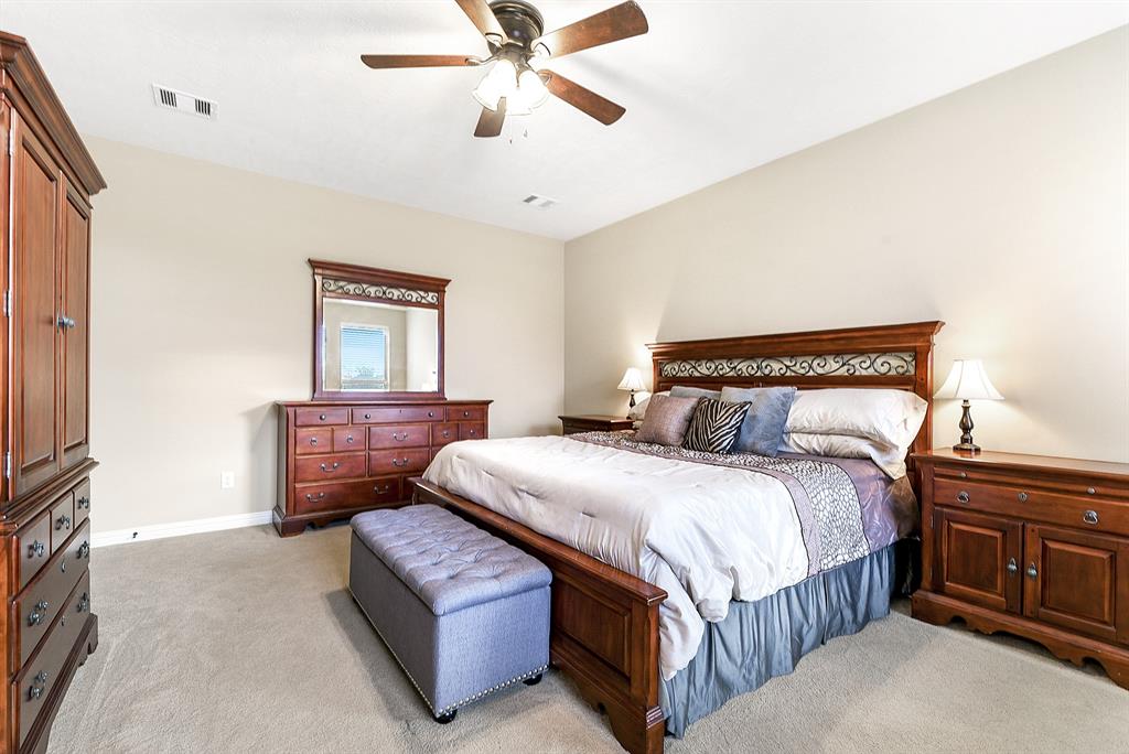 5702 Mustang Ridge Lane, Fulshear, Texas image 33