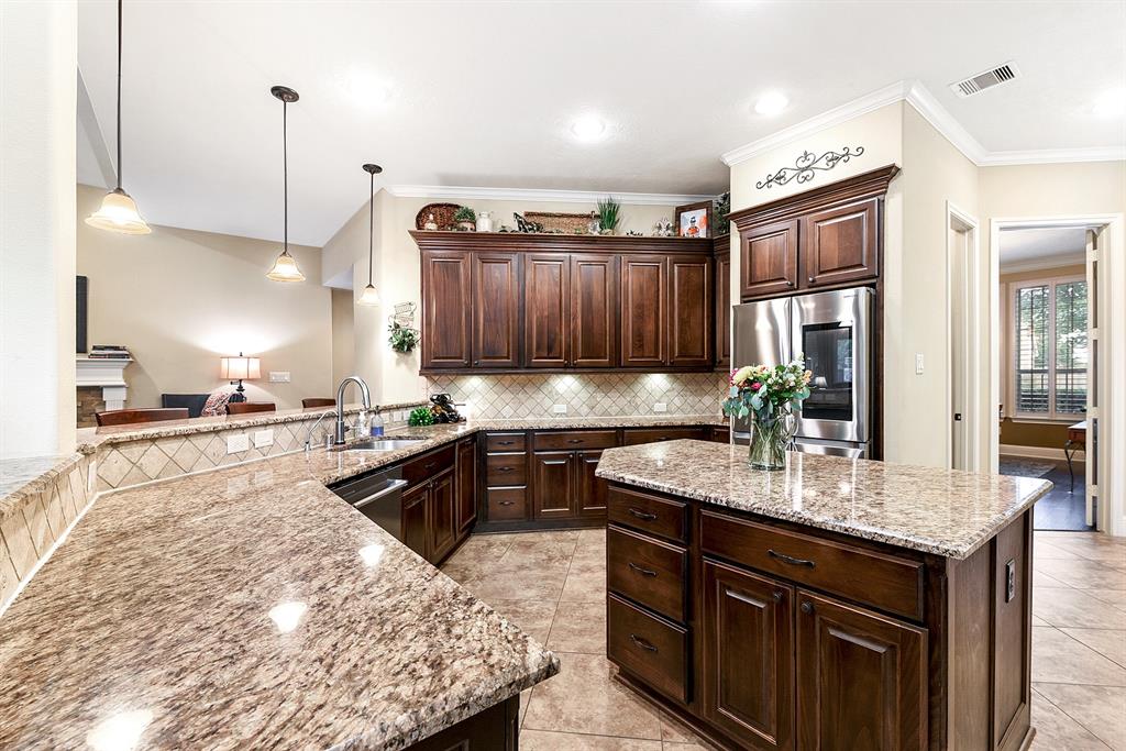 5702 Mustang Ridge Lane, Fulshear, Texas image 18