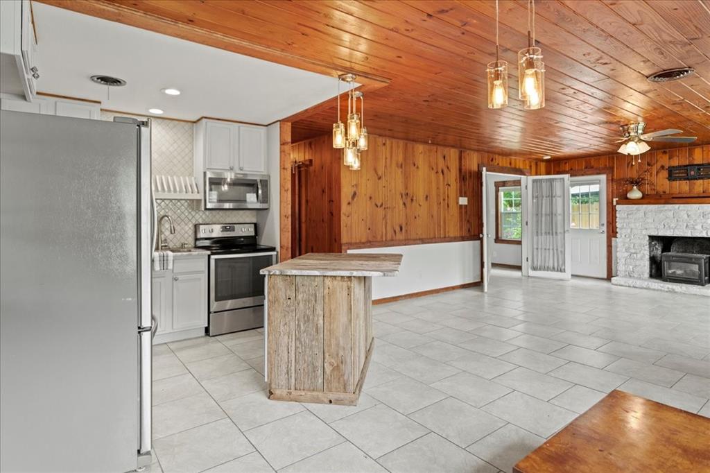 219 Woodcreek Drive