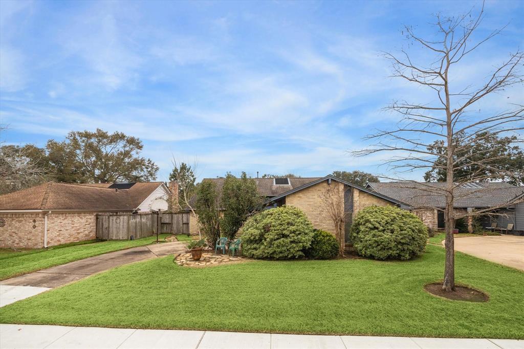 1102 Copper Creek Drive, Katy, Texas image 27