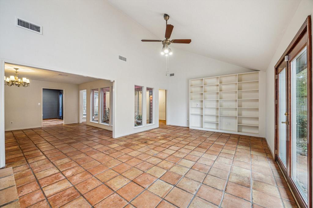 1102 Copper Creek Drive, Katy, Texas image 9