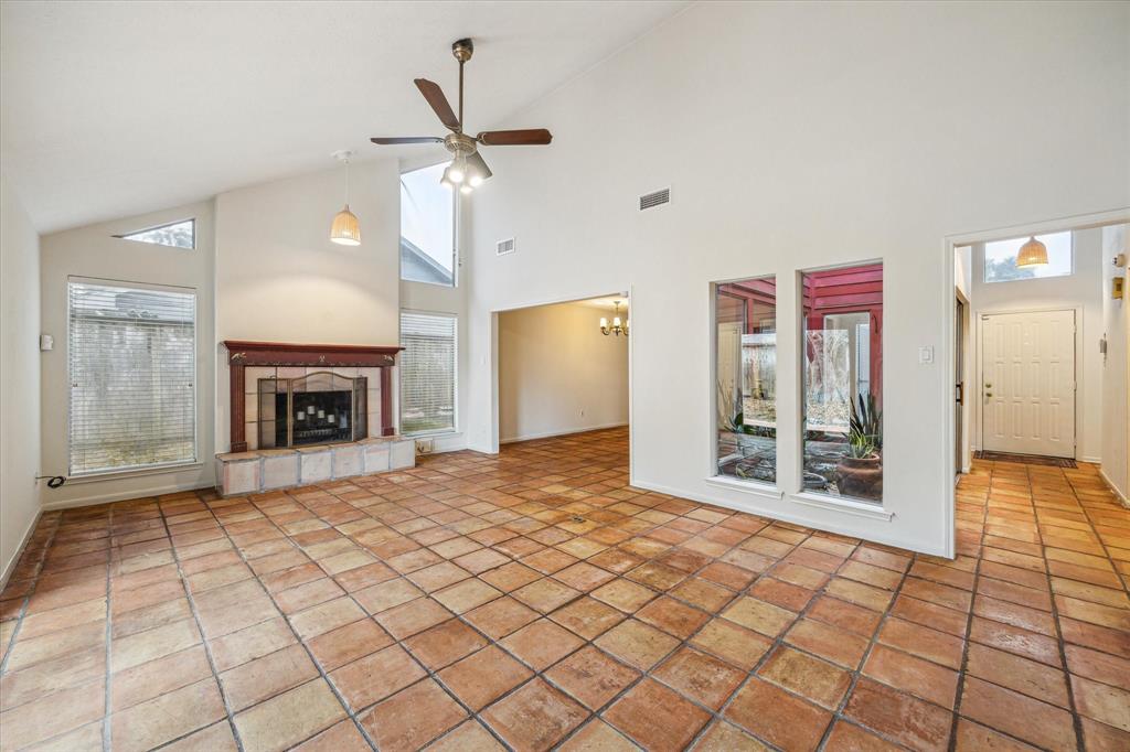 1102 Copper Creek Drive, Katy, Texas image 6