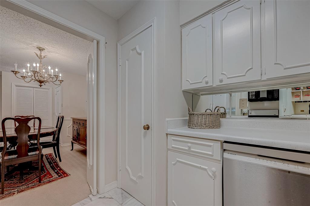 Houston, Texas 77056, United States, 1 Bedroom Bedrooms, ,1 BathroomBathrooms,Residential,Active,28964