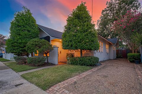 Photo of 1406 Maryland Street, Houston, TX 77006 (MLS # 97744304)