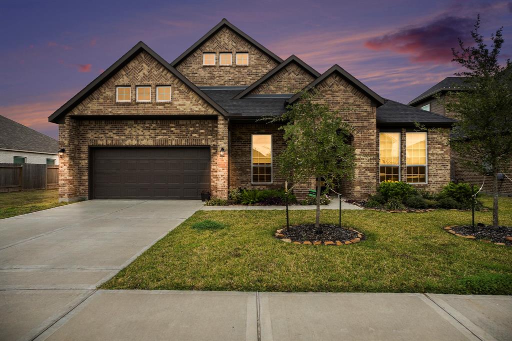 23511 Meritage Drive, Alvin, Texas image 3