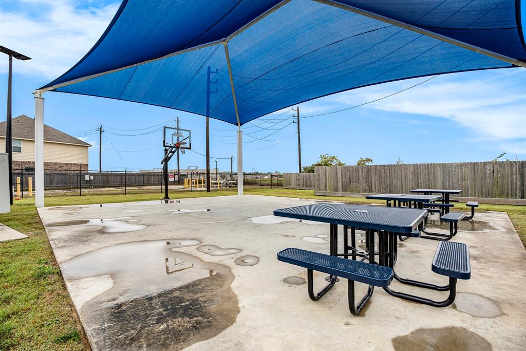 23511 Meritage Drive, Alvin, Texas image 32