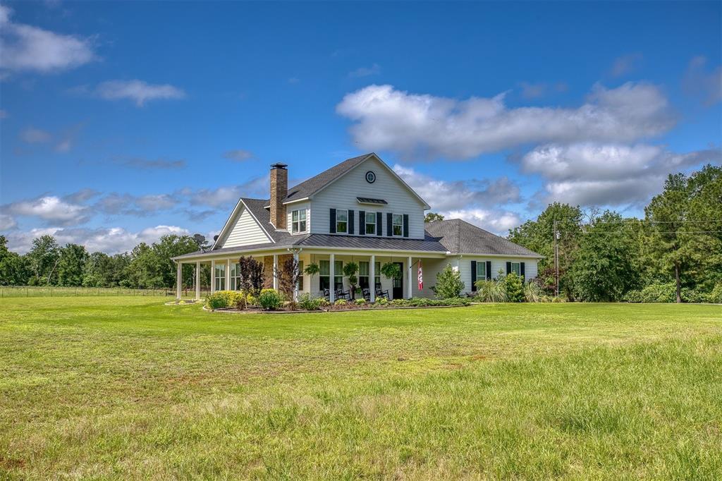 1188 An County Road 103, Elkhart, Texas image 2