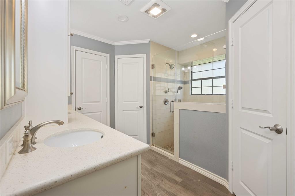 1823 White Feather Trail, Crosby, Texas image 13