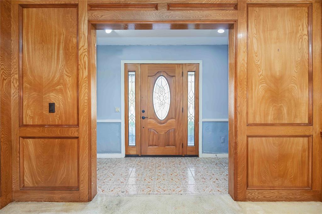1823 White Feather Trail, Crosby, Texas image 3