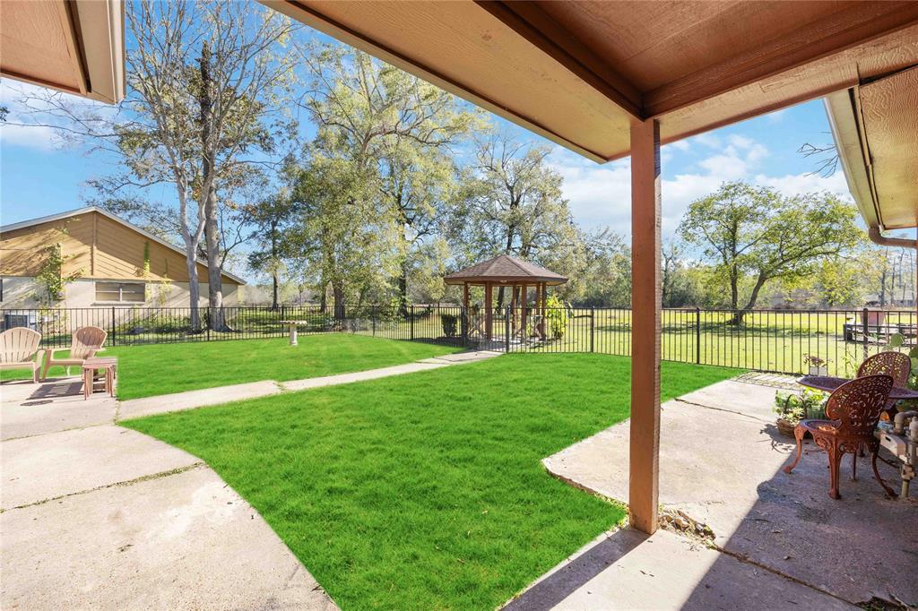 1823 White Feather Trail, Crosby, Texas image 19