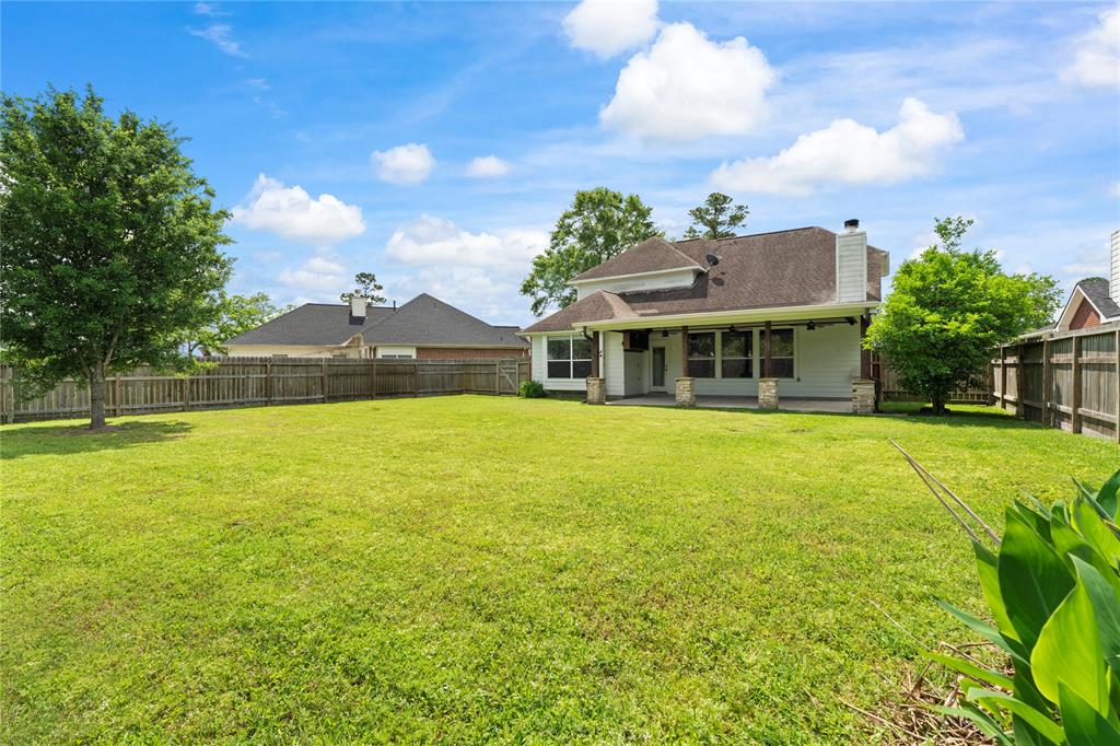 8119 Pinewood Crest Lane, Humble, Texas image 23