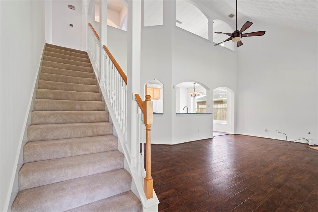 8119 Pinewood Crest Lane, Humble, Texas image 16