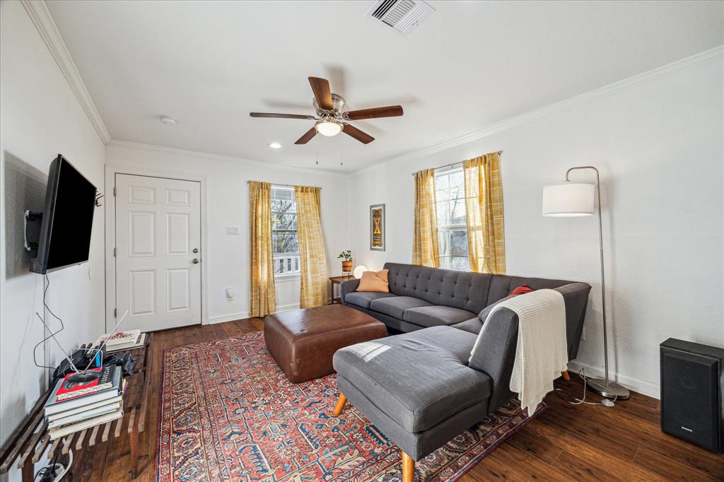 1101 E 38th Street, Houston, Texas image 7