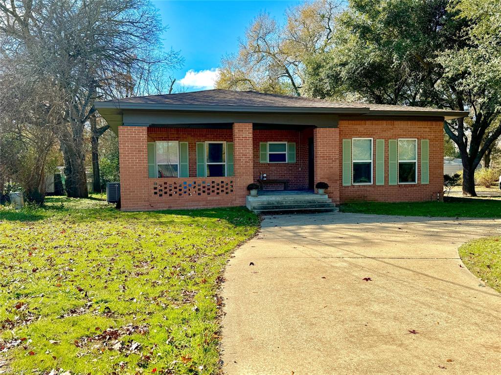 319 N Olive Street, Grapeland, Texas image 9