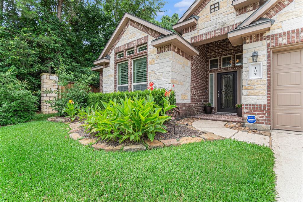 107 Grazing Field Drive, Conroe, Texas image 4