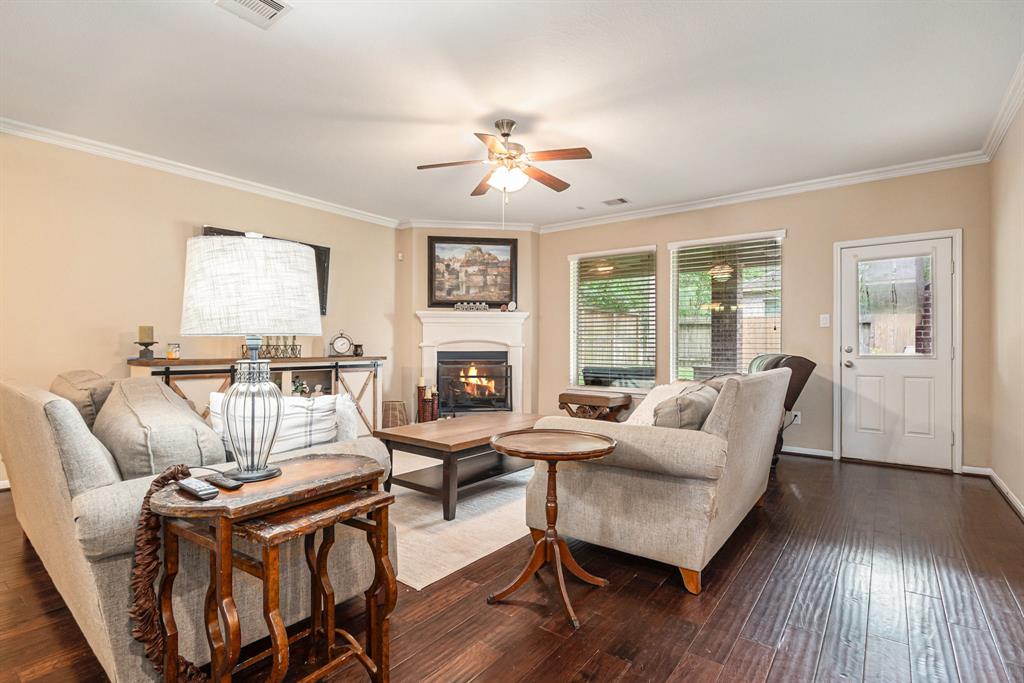 107 Grazing Field Drive, Conroe, Texas image 9