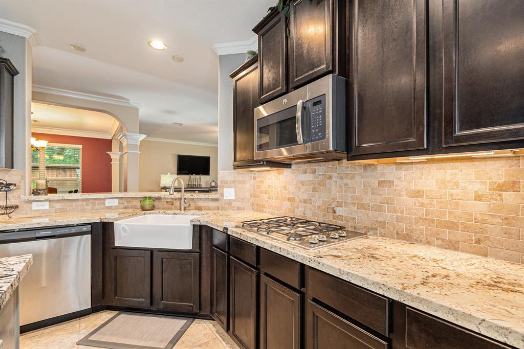 107 Grazing Field Drive, Conroe, Texas image 15