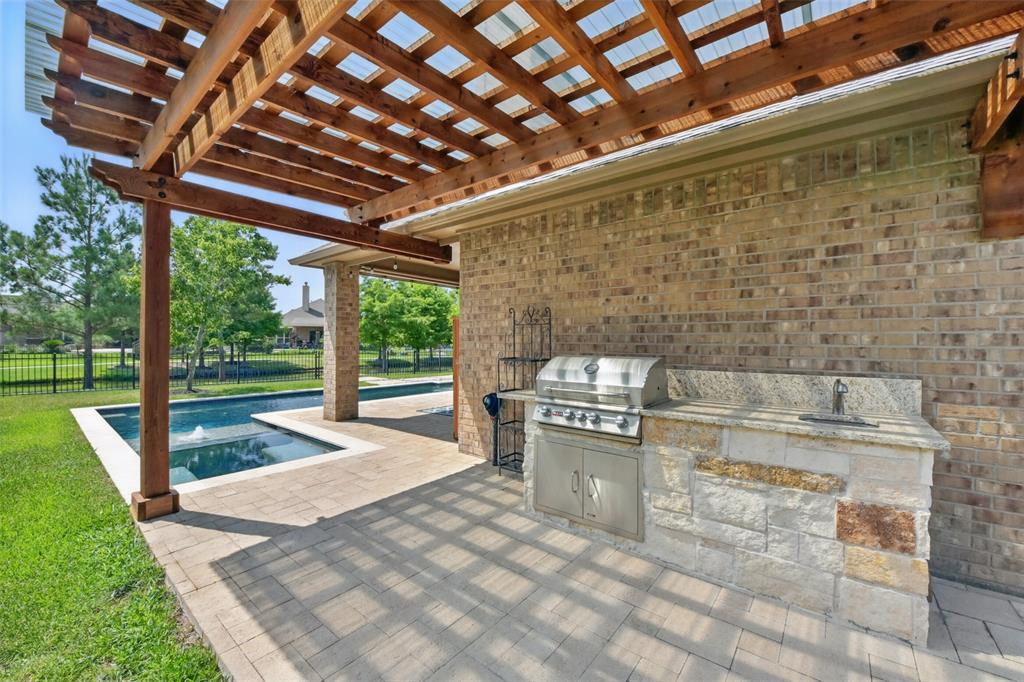 22907 Caverly Lane, Tomball, Texas image 38