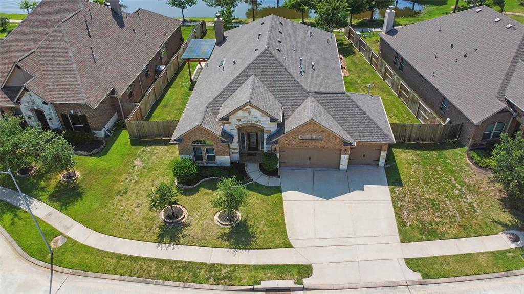 22907 Caverly Lane, Tomball, Texas image 5