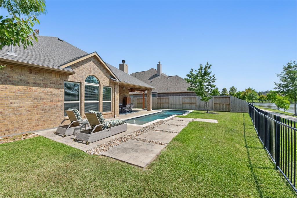 22907 Caverly Lane, Tomball, Texas image 41