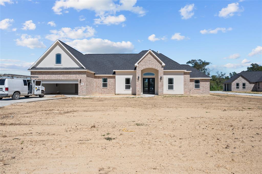 5811 Camp Creek Drive, Baytown, Texas image 1