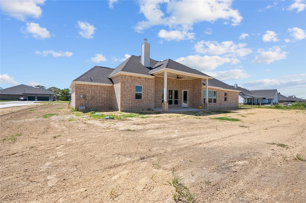 5811 Camp Creek Drive, Baytown, Texas image 6