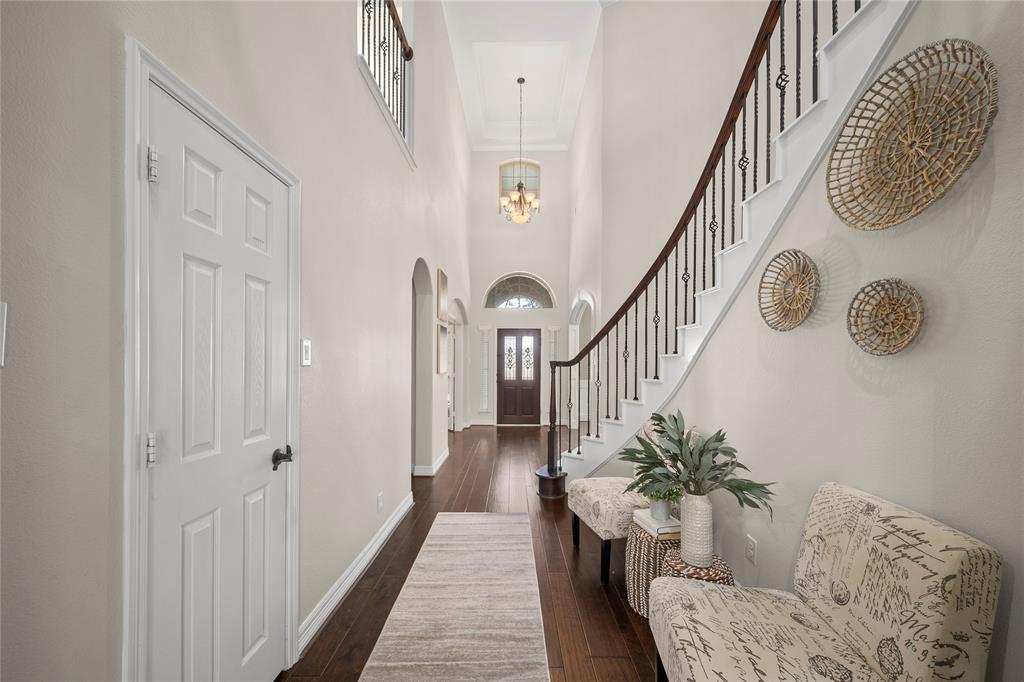 5926 Crawford Hill Lane, Sugar Land, Texas image 5