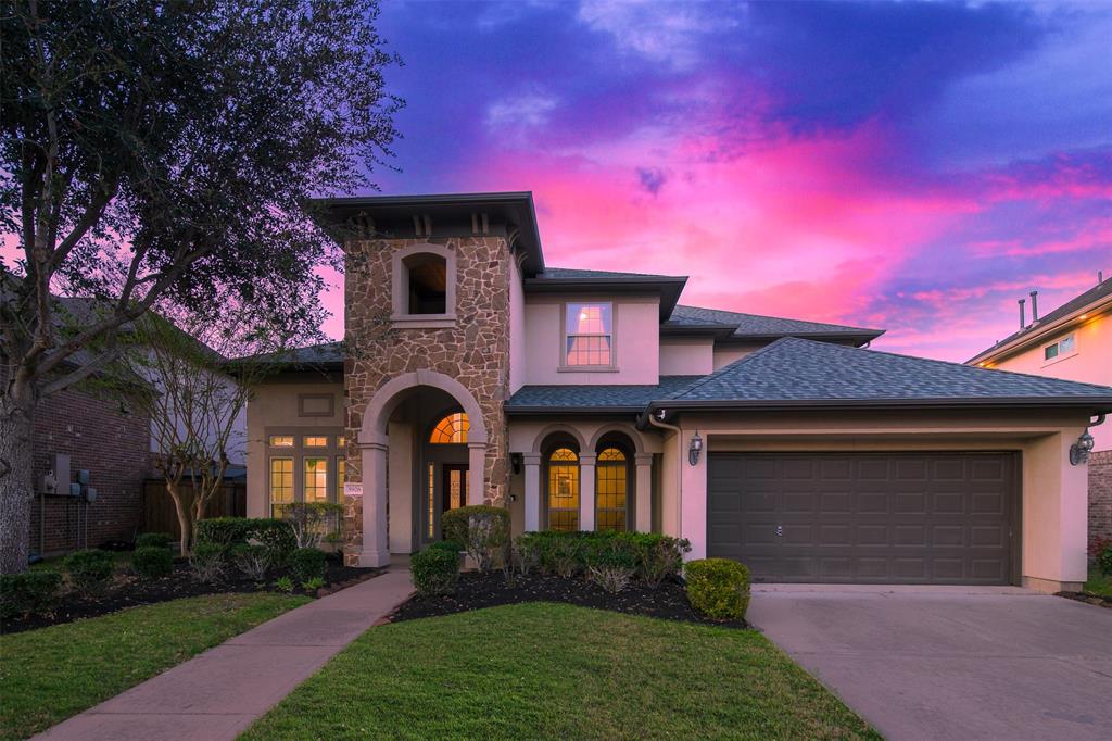 5926 Crawford Hill Lane, Sugar Land, Texas image 1