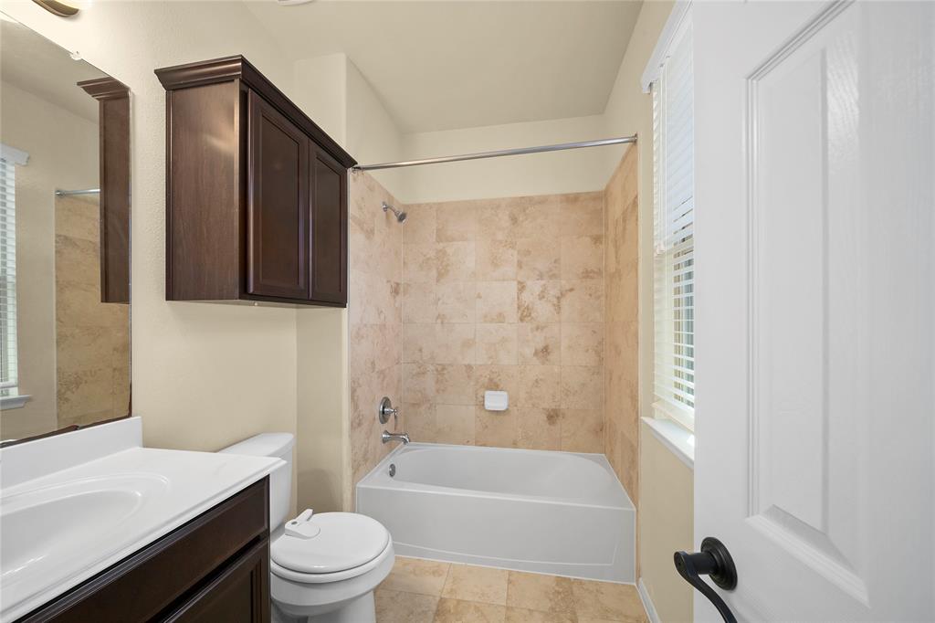 5926 Crawford Hill Lane, Sugar Land, Texas image 24