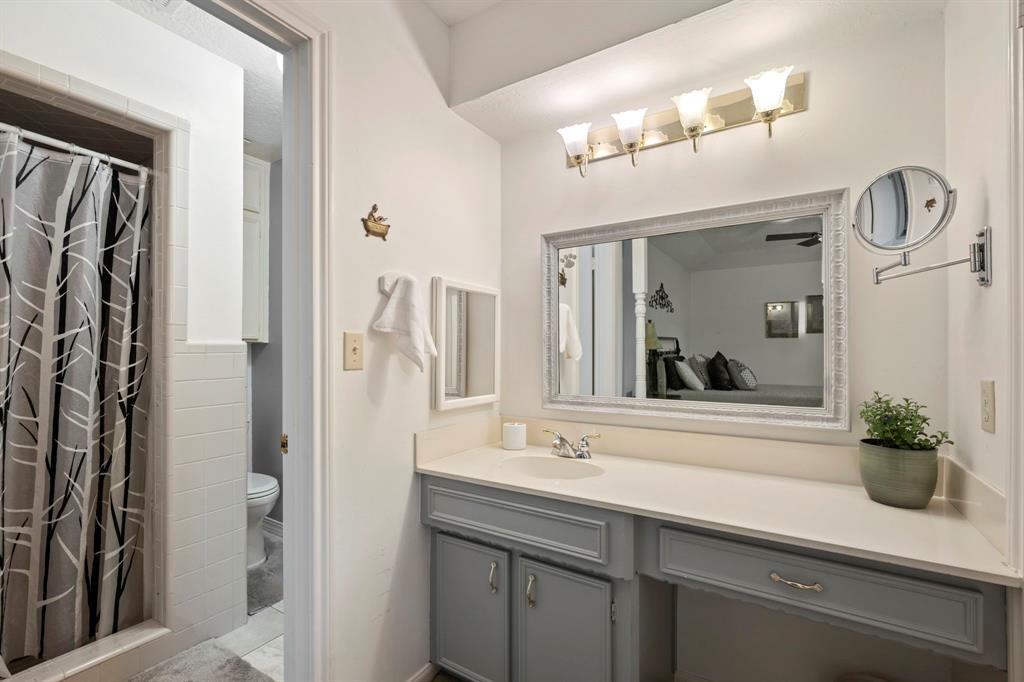 9614 Derrik Drive, Houston, Texas image 12
