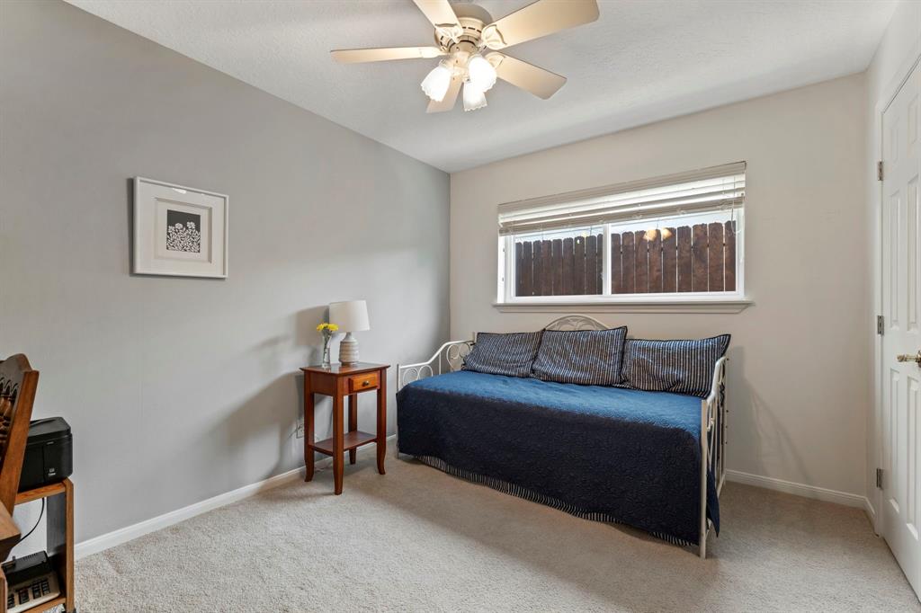 9614 Derrik Drive, Houston, Texas image 16