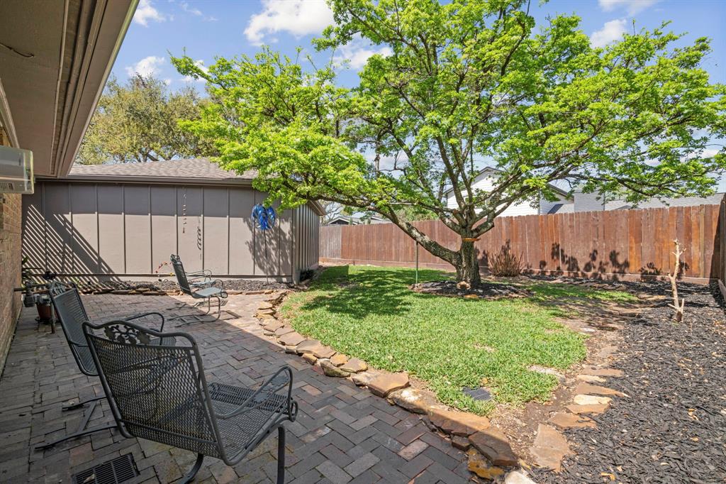 9614 Derrik Drive, Houston, Texas image 18