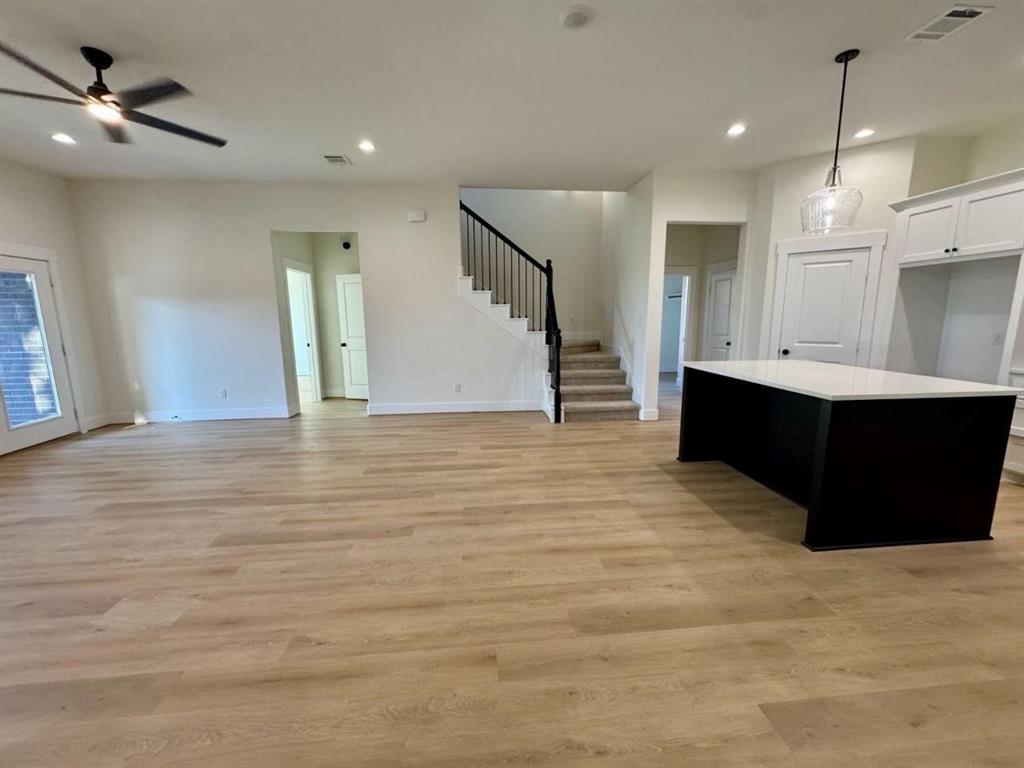 13991 Shoreline Drive