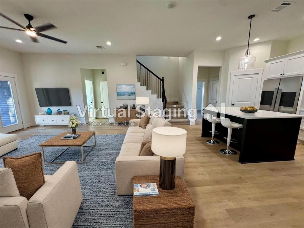 13991 Shoreline Drive