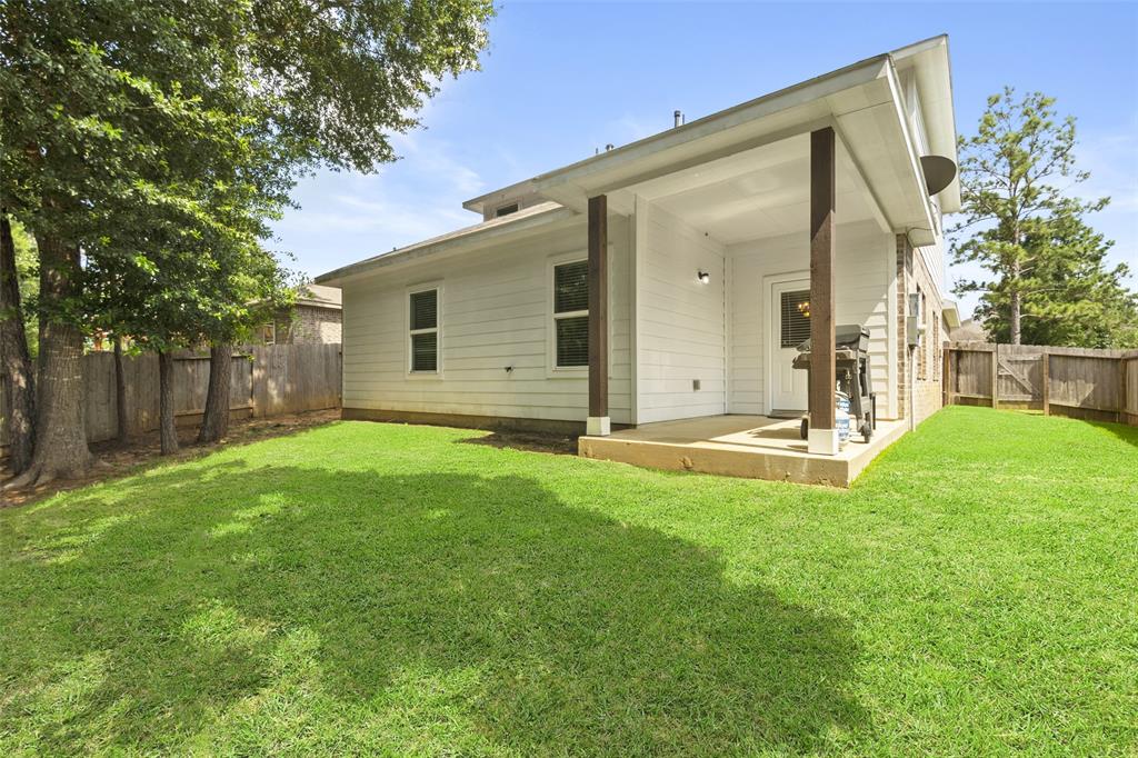 18690 Legend Oaks Drive, Magnolia, Texas image 33