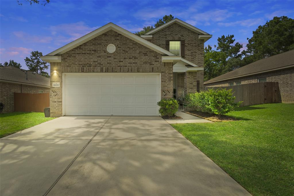18690 Legend Oaks Drive, Magnolia, Texas image 1