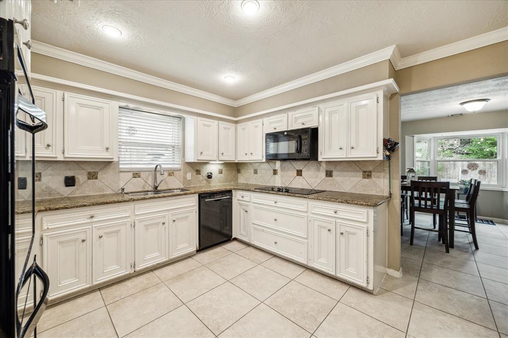 11730 Cypresswood Drive, Houston, Texas image 10
