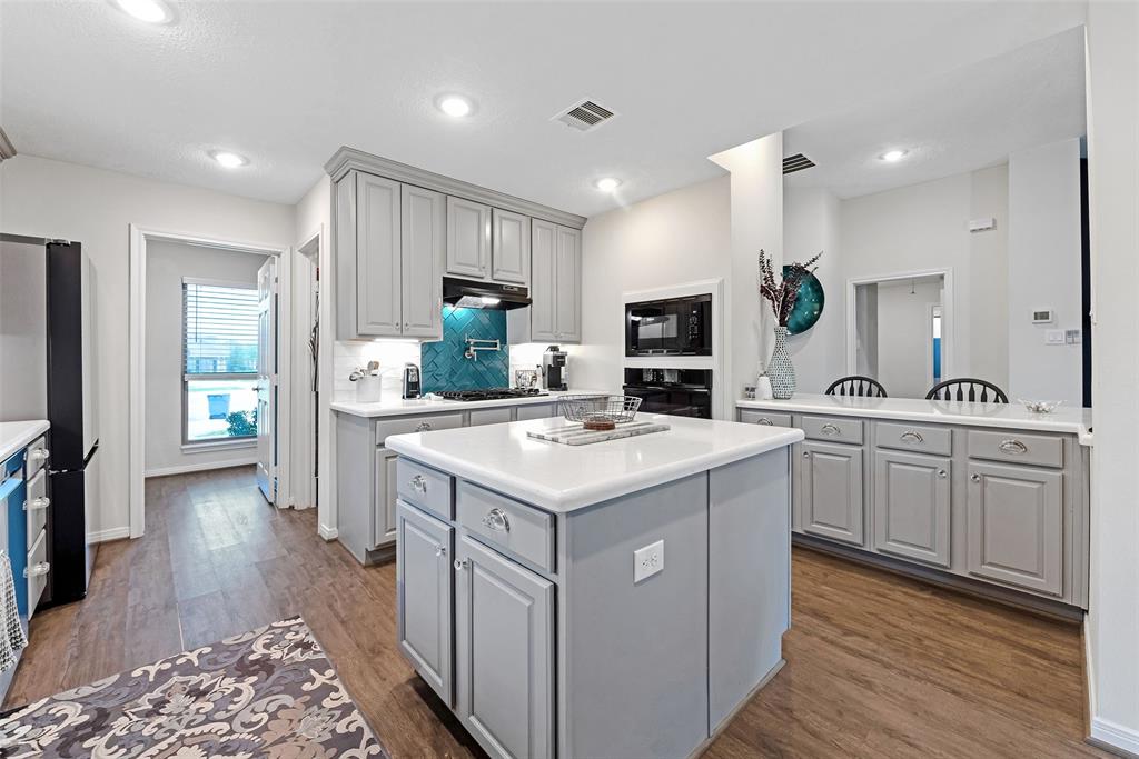 2713 Apache Street, League City, Texas image 11