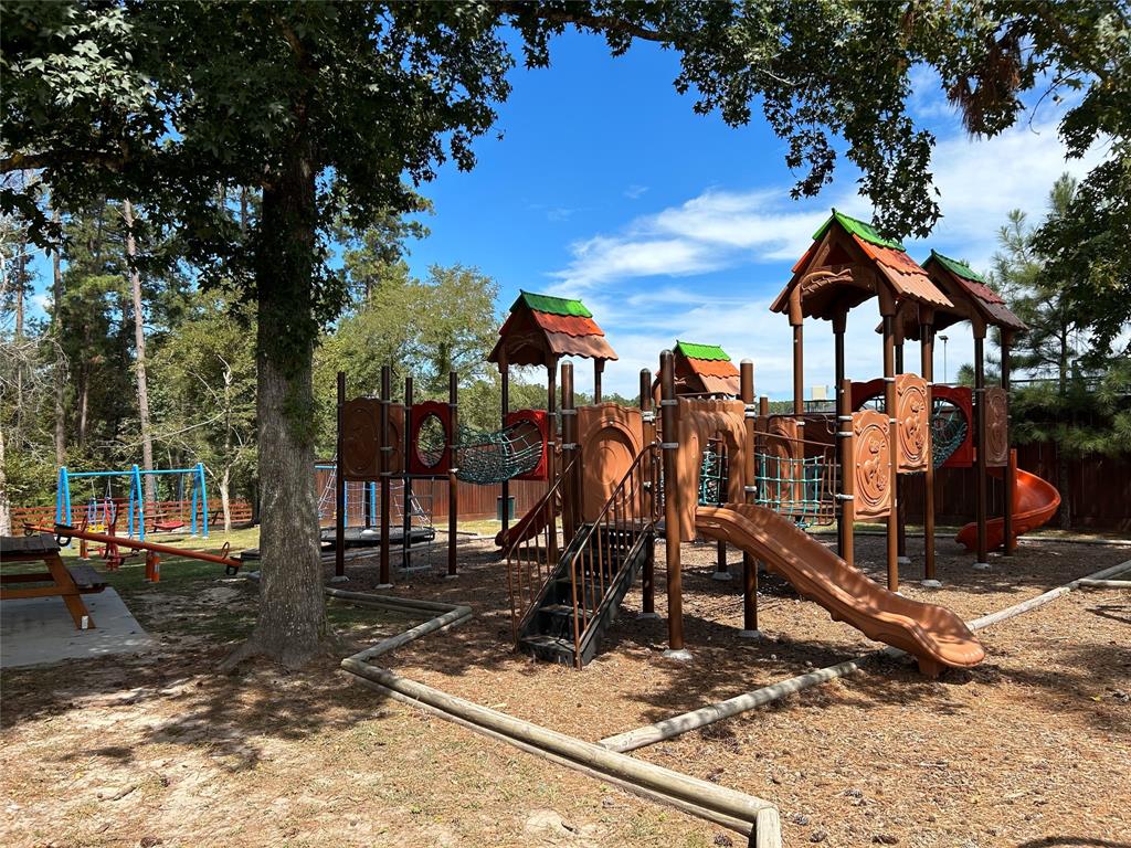 27109 Kestrel Trail, Magnolia, Texas image 17