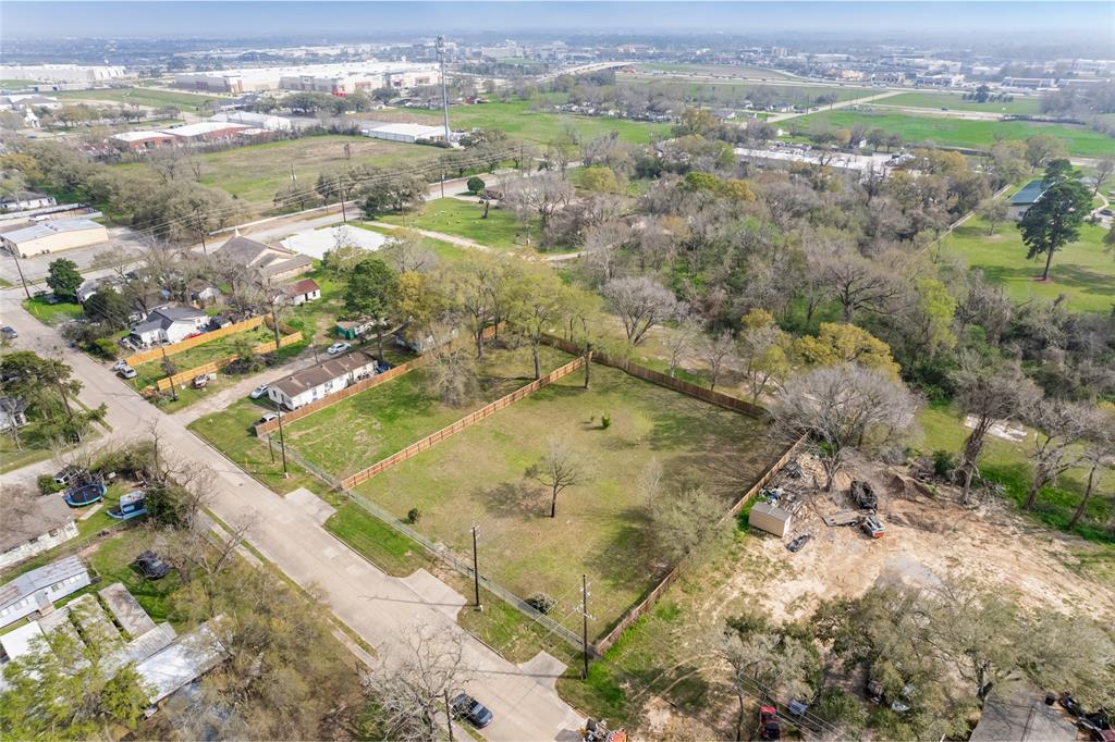 5833 Roberts Road, Katy, Texas image 13