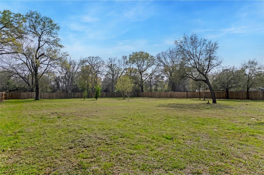 5833 Roberts Road, Katy, Texas image 3