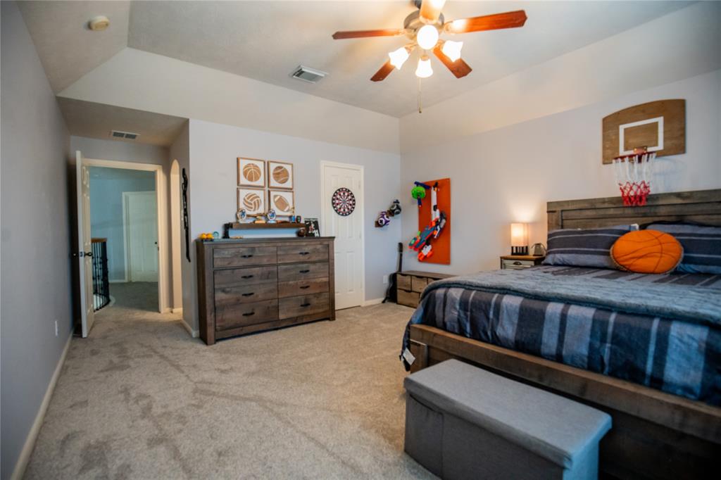 8319 Glenn Elm Drive, Spring, Texas image 38