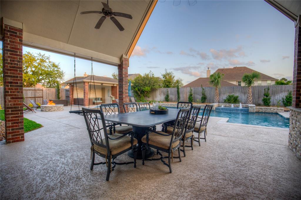 8319 Glenn Elm Drive, Spring, Texas image 44