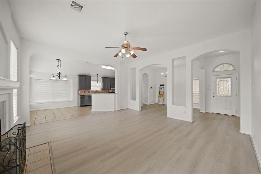 4603 Cedar Hill Drive, Pearland, Texas image 14