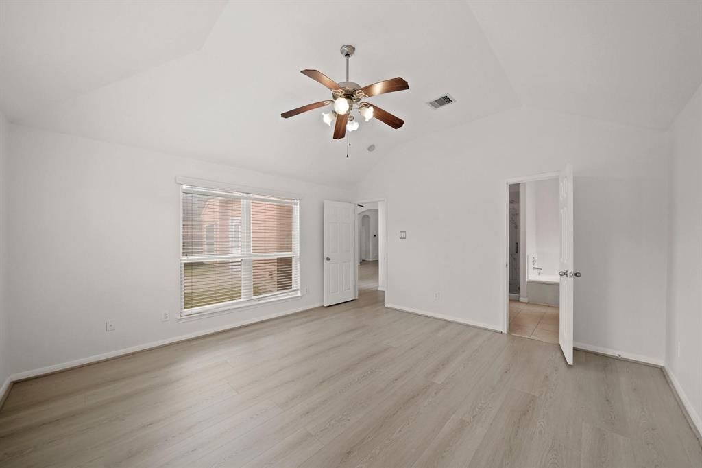 4603 Cedar Hill Drive, Pearland, Texas image 12