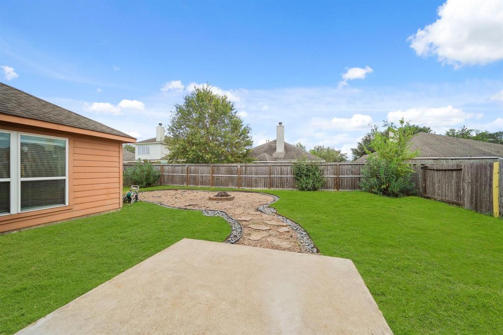 4603 Cedar Hill Drive, Pearland, Texas image 22