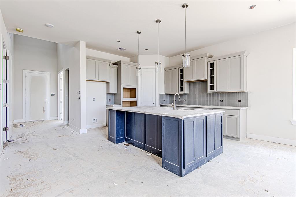 181 Peninsula Point Drive